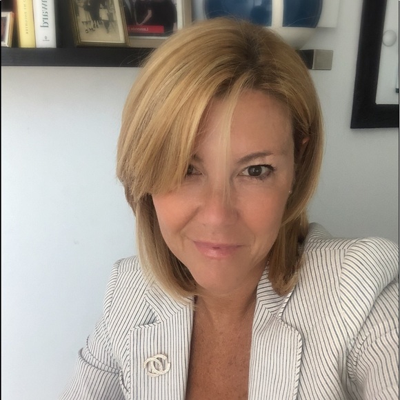 Meet your Posher, Suzanne - Picture 1 of 1